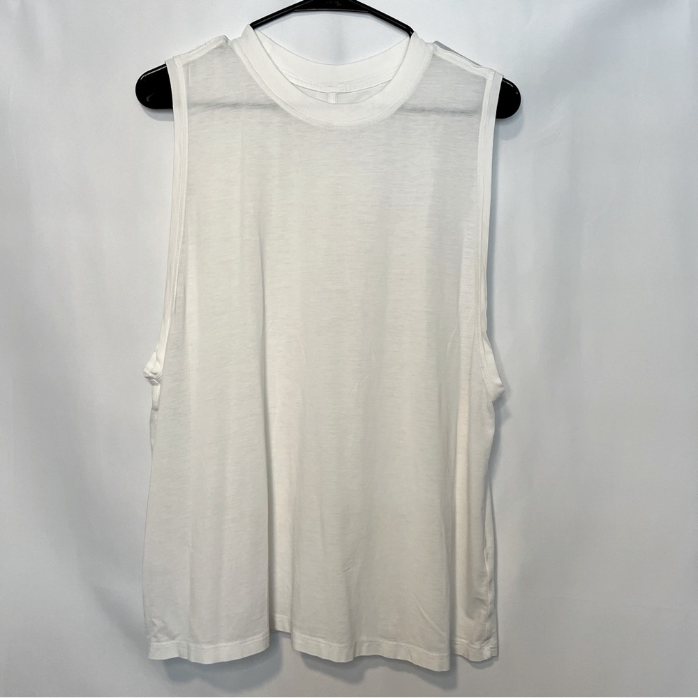 Lululemon Women’s All Yours Boyfriend Tank, White, Size 8. 0152.